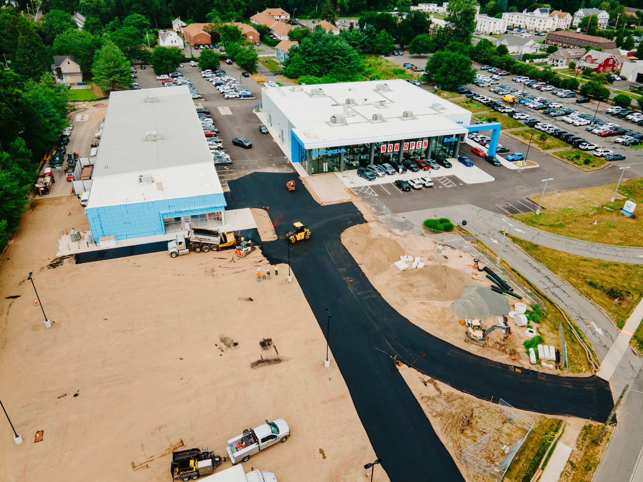 Balise Honda Paving Drone Shot